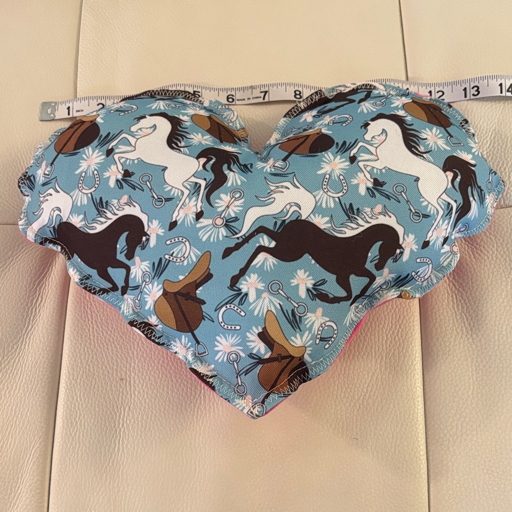 Heart-Shaped Horse Print Decorative Pillow